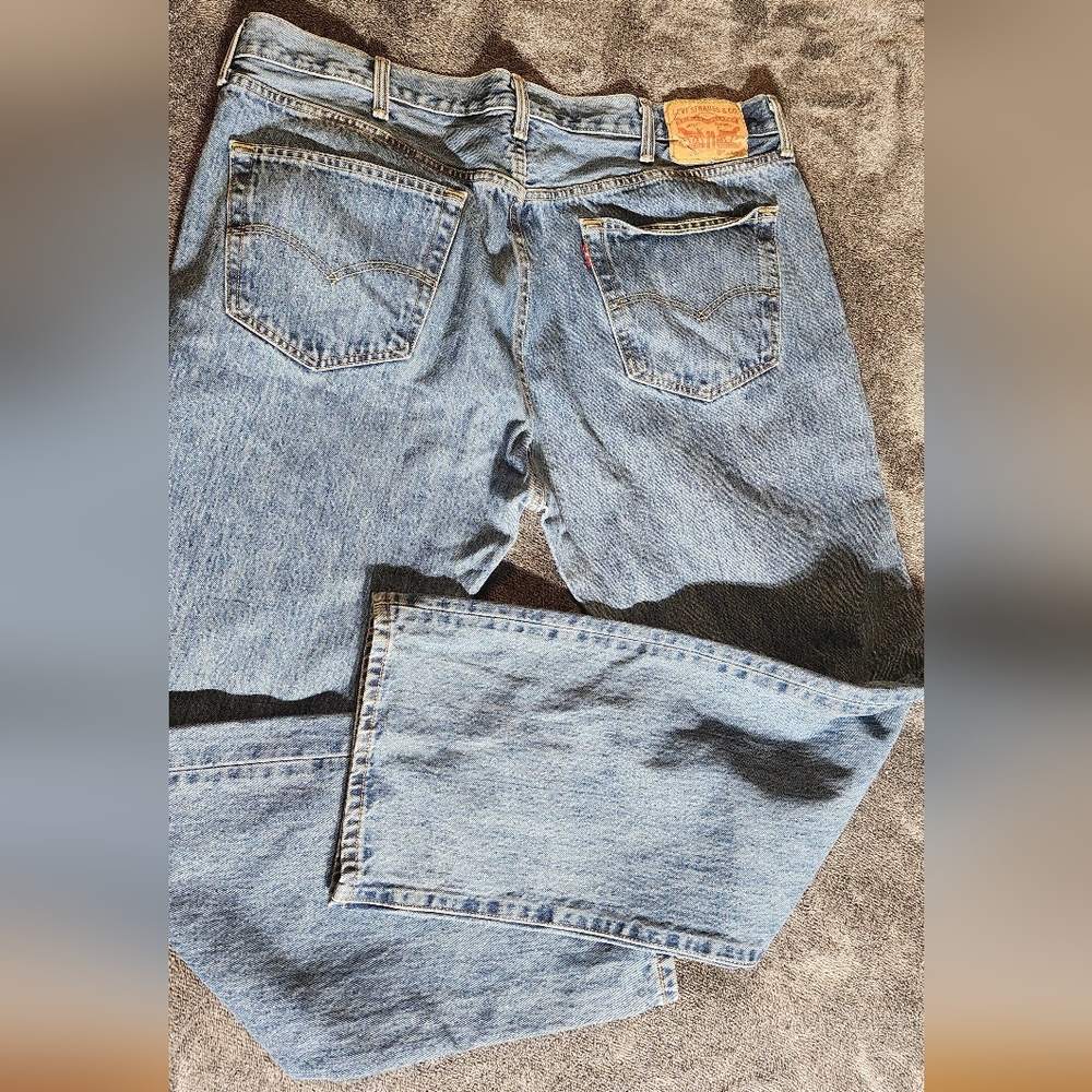 Levi’s 501 Original Fit Jeans Mens 42x32 Button Fly Straight Leg Denim Y2K